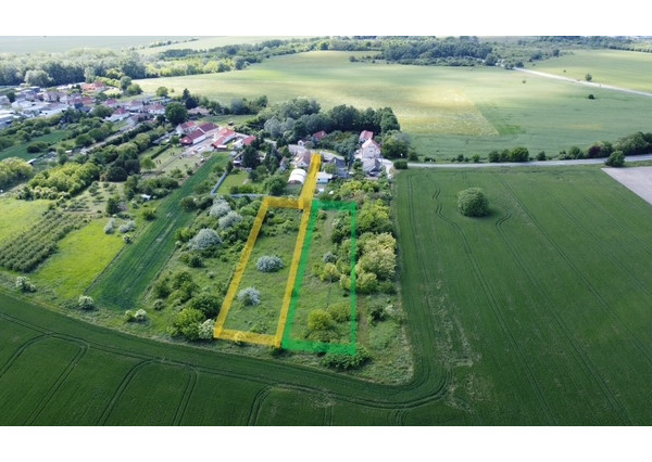 Investičný stavebný pozemok Mliečany