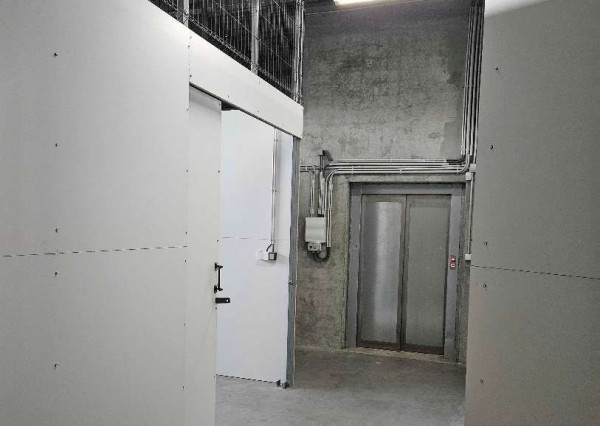 89 m2, 27 m2, 50 m2 sklad na St. Vajnorskej