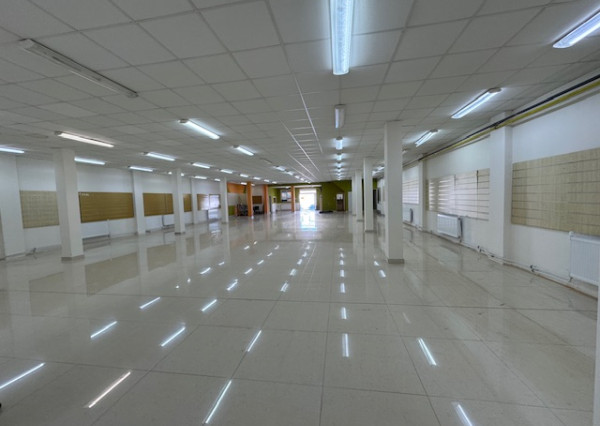 Predaj polovice objektu 500 m2 na KP/OP/sklad St. Vajnorská
