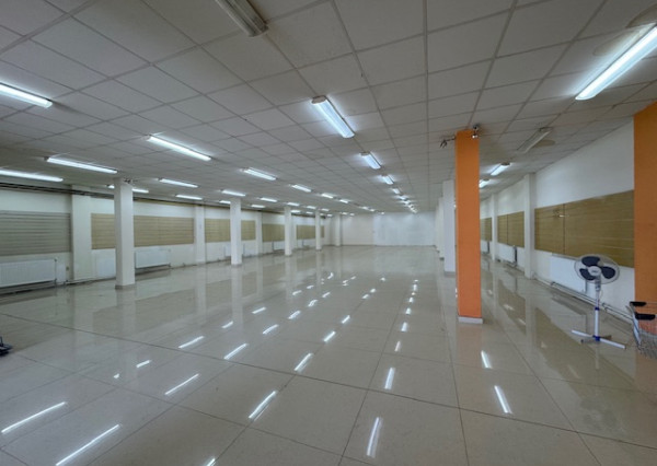 Predaj polovice objektu 500 m2 na KP/OP/sklad St. Vajnorská