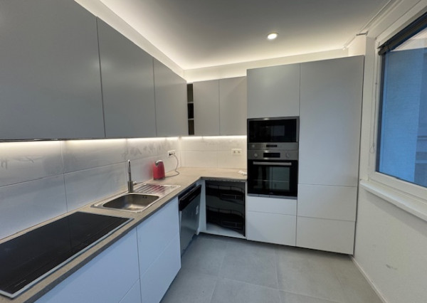 PRIPRAVUJEME: 4-izb. byt na Lachovej v Petržalke