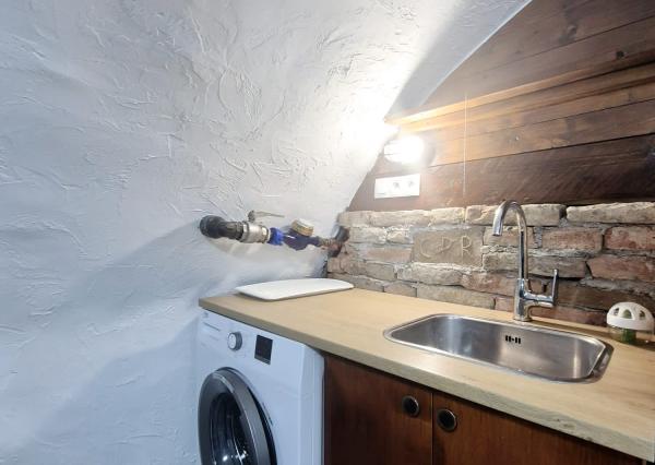 Klenbová pivnica s možnosťou bývania na Dunajskej