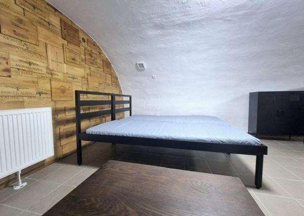 Klenbová pivnica s možnosťou bývania na Dunajskej