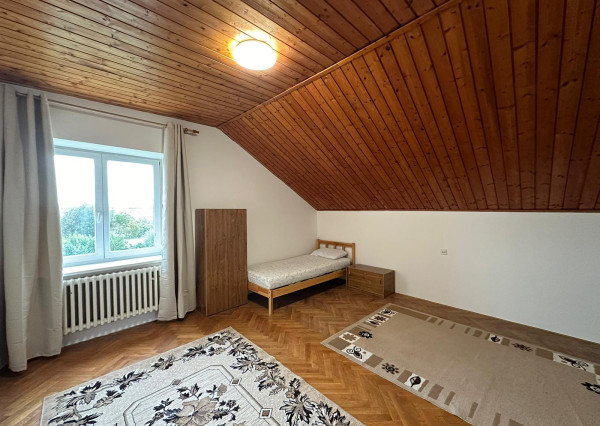 Zariadená izba pre muža