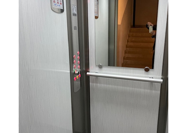 PRIPRAVUJEME: 4-izb. byt na Lachovej v Petržalke