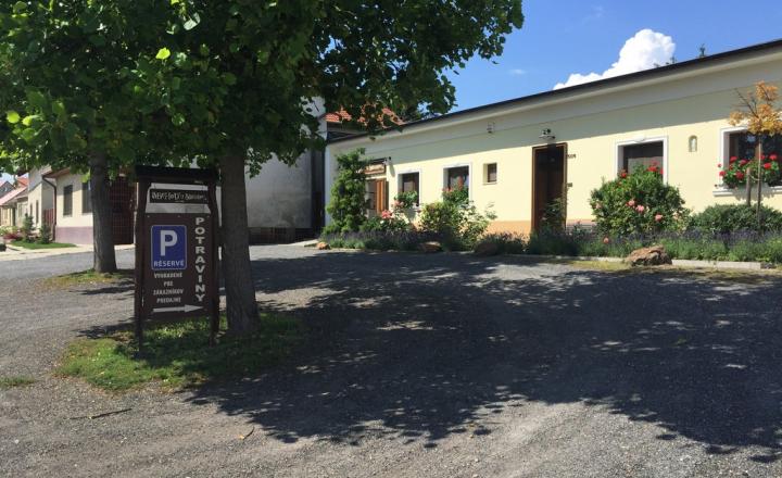 Obchodno-skladový priestor Vištuk - fotografia 1