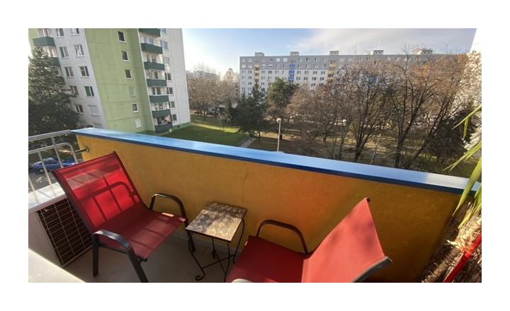 2-izb. byt na Rezedovej ul. pri Retre - fotografia 1