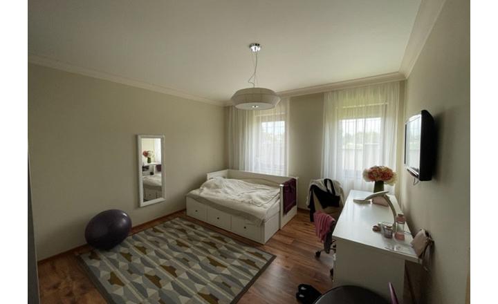 Luxusná vila v Rajke - fotografia 18