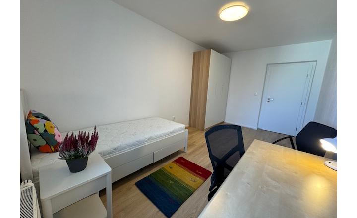 4-izb. byt na Zámockej - fotografia 14