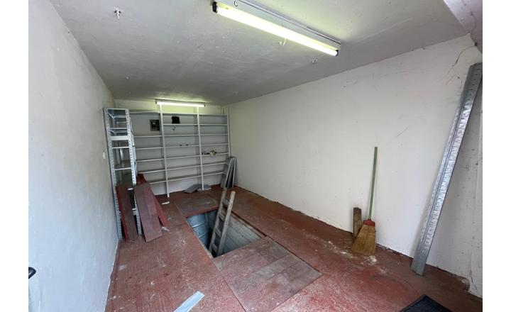 Prenájom murovanej garáže na Kašmírskej ul. - fotografia 4