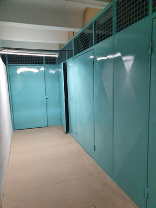 Sklady o výmere: 2-5 m2, 16 m2, 18 m2, 52 m2 - fotografia 1
