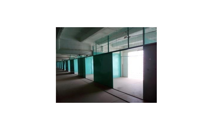 Sklady o výmere: 2-5 m2, 16 m2, 18 m2, 52 m2 - fotografia 9