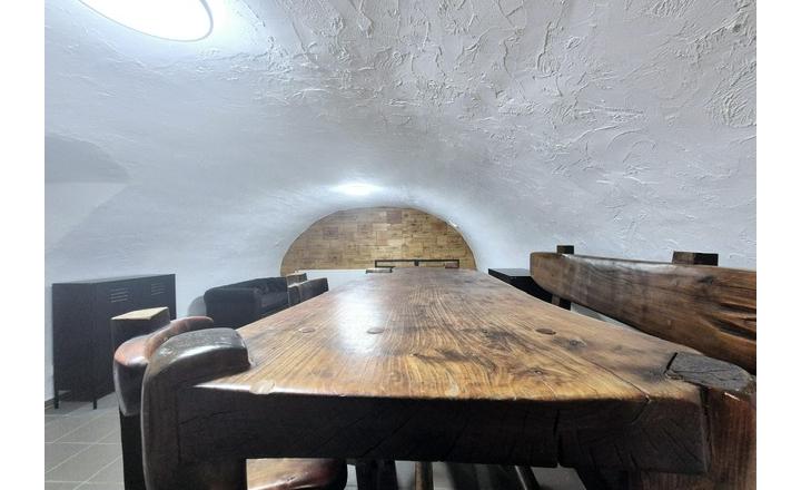 Klenbová pivnica s možnosťou bývania na Dunajskej - fotografia 14