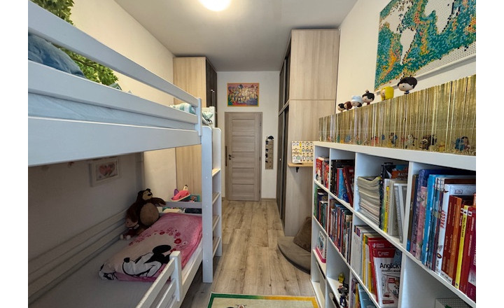 Investičný 3-izbový byt na Podjavorinskej ul. na Palisádach - fotografia 3