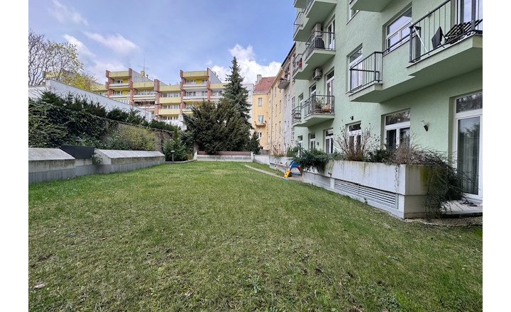 Investičný 3-izbový byt na Podjavorinskej ul. na Palisádach - fotografia 10