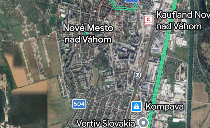 Pozemok 14.000 m2, Nové Mesto nad Váhom - fotografia 1