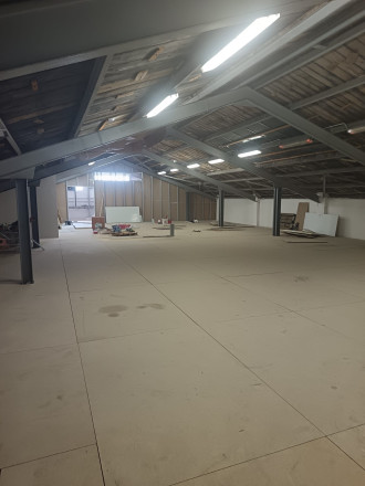 Sklad 350 m2 na St. Vajnorskej ul. v BA III - fotografia 7