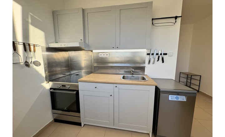 1-izb. byt na Fedinovej ul. v Petržalke - fotografia 4