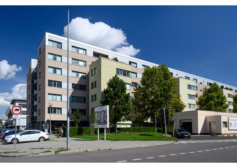 Garážové miesto Bajkalská ul.