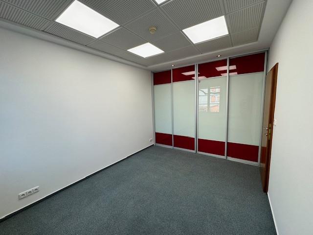 Kancelárie pri OC Centrál