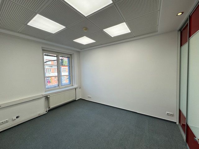 Kancelárie pri OC Centrál