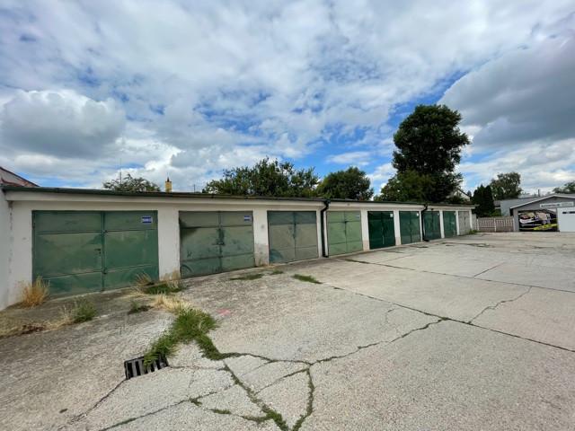 REZERVOVANÉ - Garáž na Kašmírskej