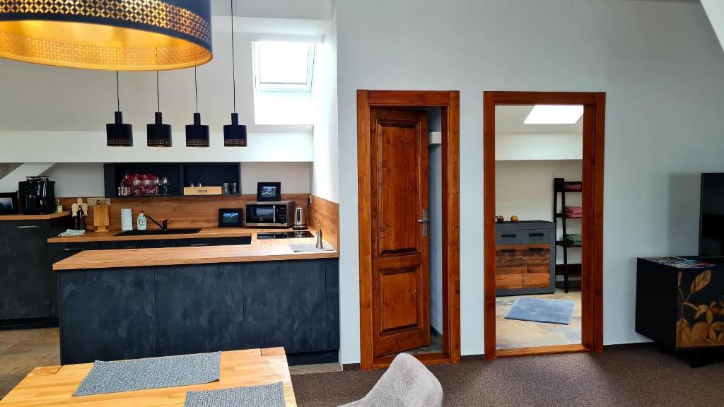 Priestranný apartmán v Dolnom Smokovci - Vysoké Tatry